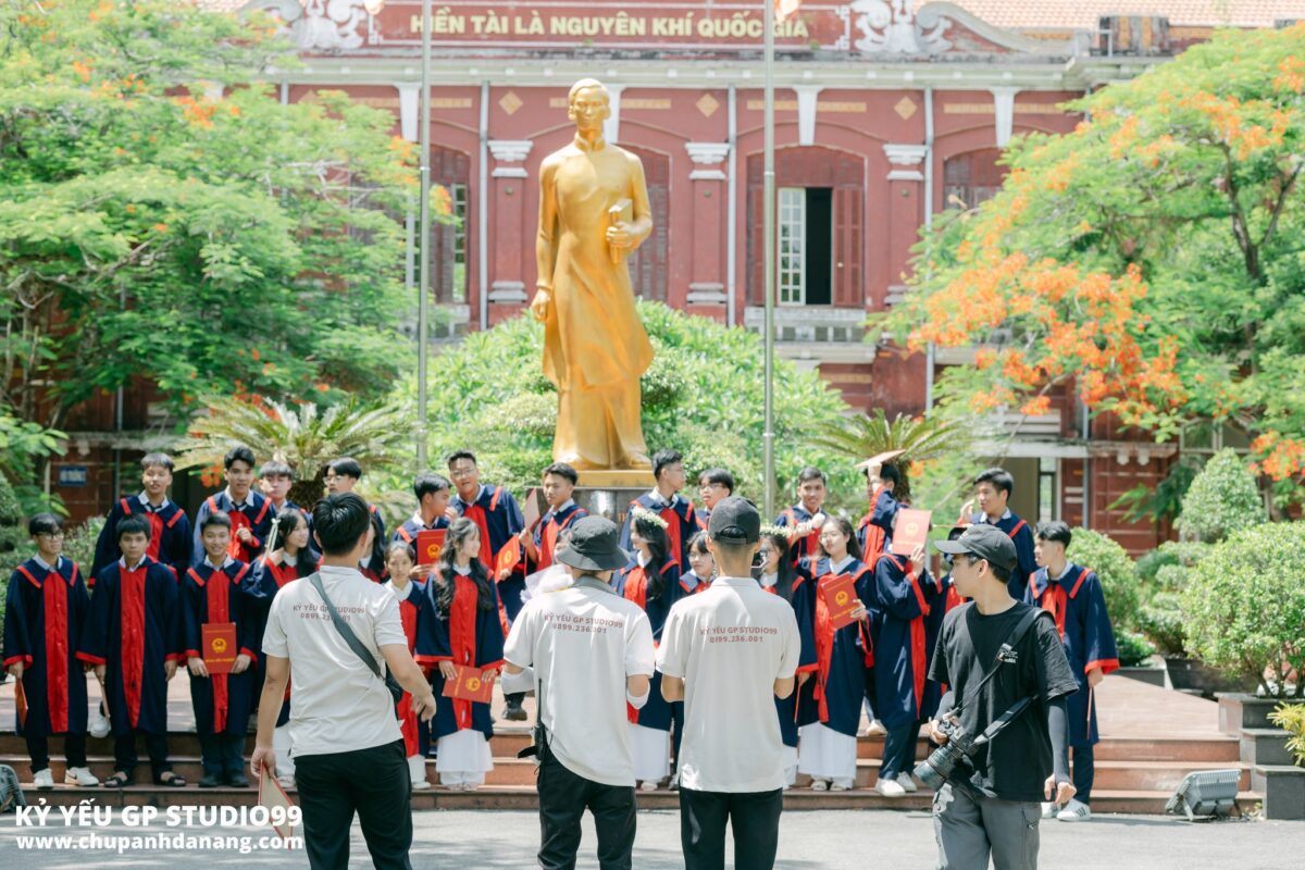 Đội ngũ kỷ yếu Đà Nẵng