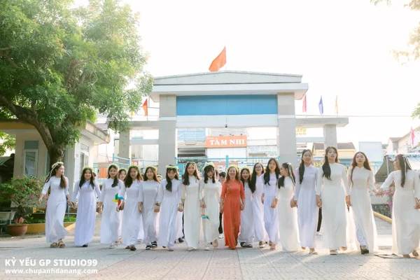 ky yeu 12 2 thpt nguyen duy hieu quang nam 18