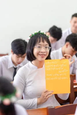 ky yeu 12 28 thpt phan chau trinh da nang 64