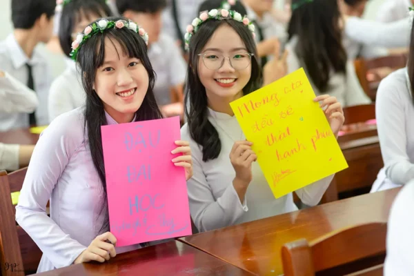 ky yeu 12 28 thpt phan chau trinh da nang 65