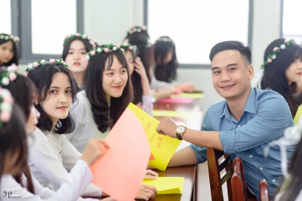 ky yeu 12 28 thpt phan chau trinh da nang 67