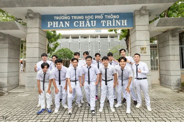 ky yeu 12 28 thpt phan chau trinh da nang 74