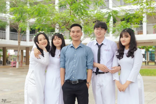 ky yeu 12 28 thpt phan chau trinh da nang 85