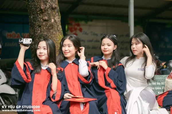 ky yeu 12 5 thpt hoa vang 10