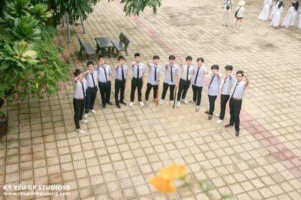 ky yeu 12 5 thpt hoa vang 102