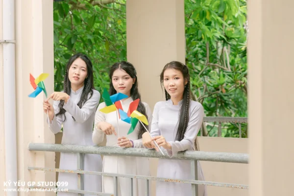 ky yeu 12 5 thpt hoa vang 24