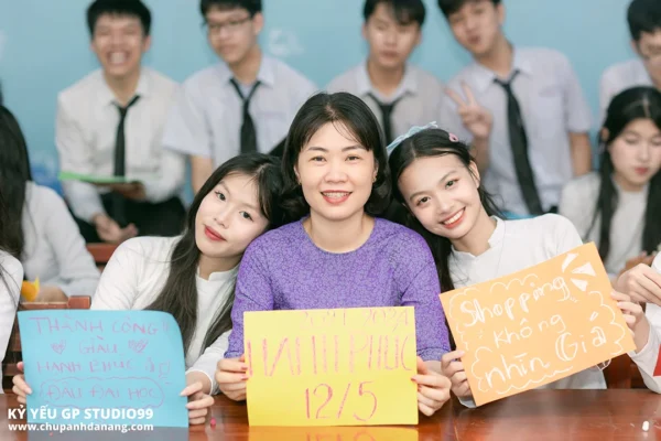 ky yeu 12 5 thpt hoa vang 47