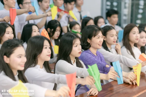 ky yeu 12 5 thpt hoa vang 53