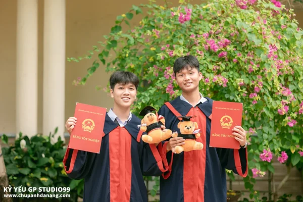 ky yeu 12 5 thpt hoa vang 7