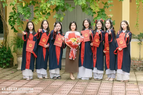 ky yeu 12 5 thpt hoa vang 72