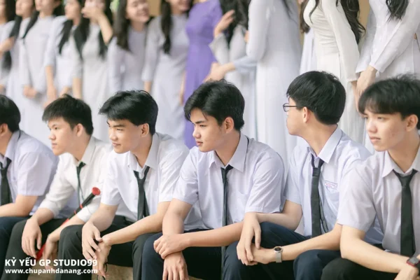 ky yeu 12 5 thpt hoa vang 85