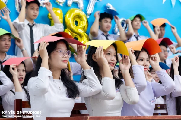 ky yeu 12 8 thpt hoa vang da nang 118