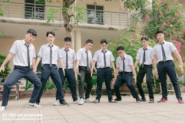 ky yeu 12 8 thpt hoa vang da nang 50