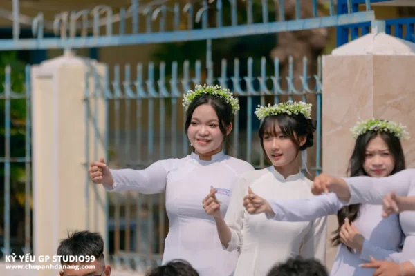 ky yeu 124 thpt ton that tung da nang 15