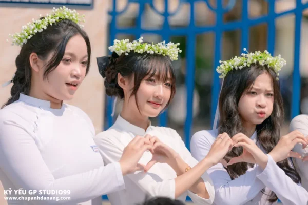 ky yeu 124 thpt ton that tung da nang 17