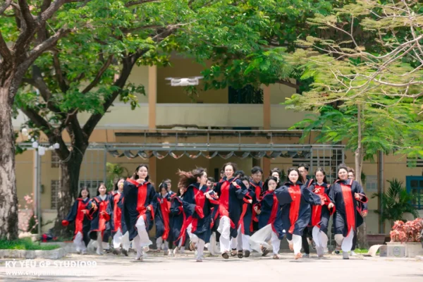 ky yeu 124 thpt ton that tung da nang 174