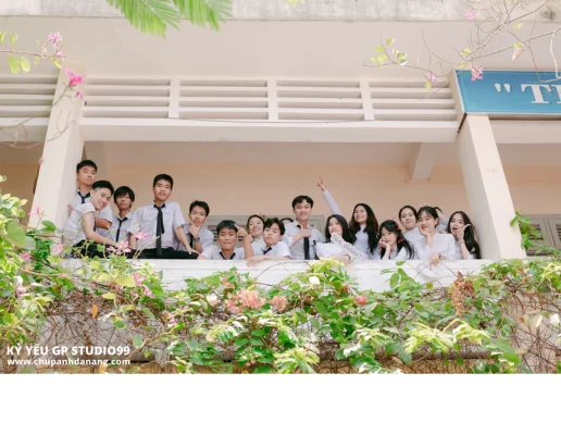 Thumbnail Kỷ yếu Đà Nẵng Lớp 12/1 Trường THPT Hòa Vang GP Studio99