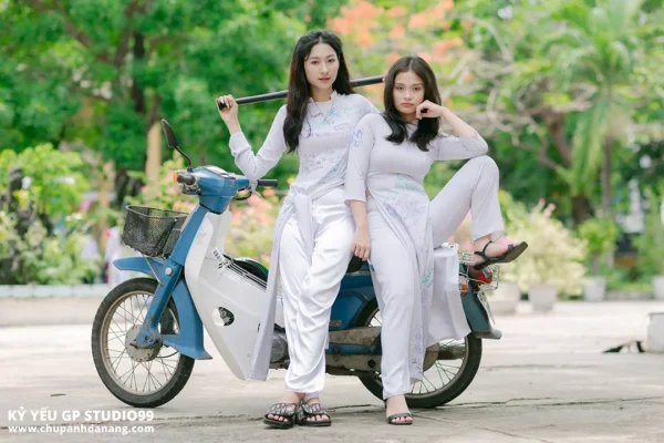 ky yeu 12 10 thpt nguyen thuong hien da nang 29