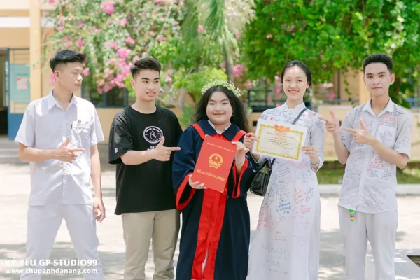 ky yeu 12 10 thpt nguyen thuong hien da nang 41