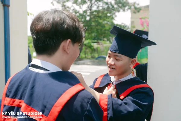 ky yeu 12 10 thpt nguyen thuong hien da nang 45