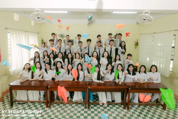 ky yeu 12 10 thpt nguyen thuong hien da nang 48