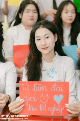 ky yeu 12 10 thpt nguyen thuong hien da nang 51