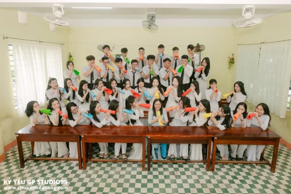 ky yeu 12 10 thpt nguyen thuong hien da nang 54