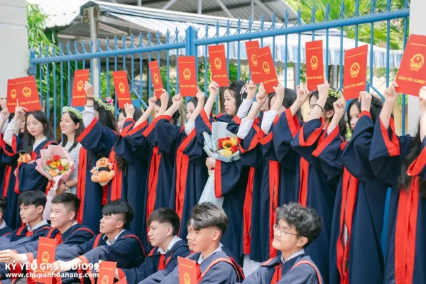 ky yeu 12 10 thpt nguyen thuong hien da nang 80