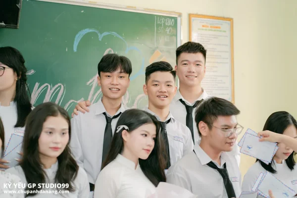 ky yeu 12 10 thpt nguyen thuong hien da nang 97