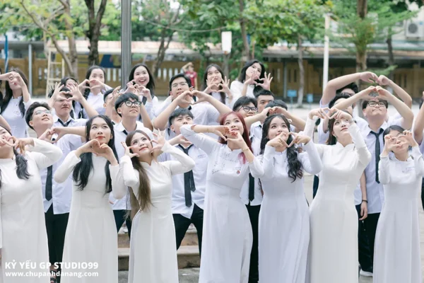 ky yeu 12 4 thpt ngo quyen 11