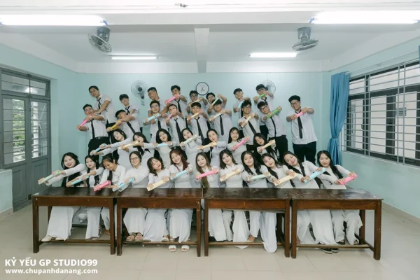 ky yeu 12 4 thpt ngo quyen 9