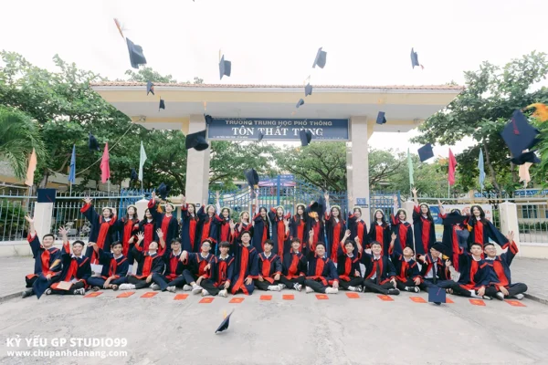 ky yeu 12 9 thpt ton that tung da nang 70