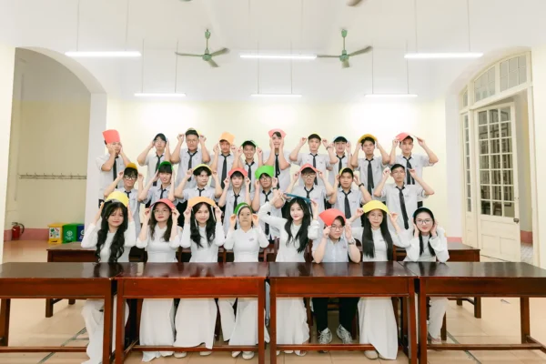 ky yeu quoc hoc hue 43