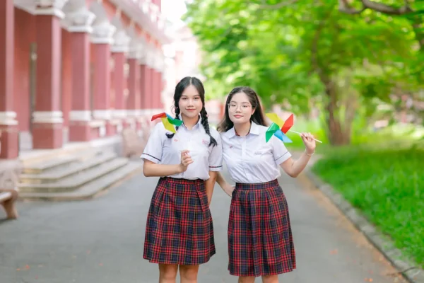 ky yeu quoc hoc hue 44