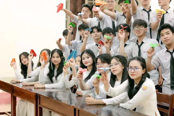 ky yeu quoc hoc hue 62