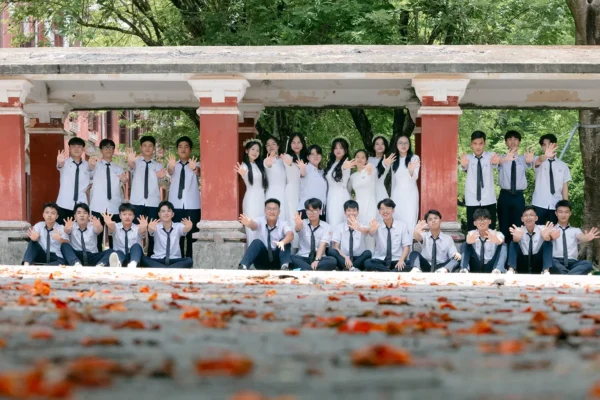 ky yeu quoc hoc hue 79