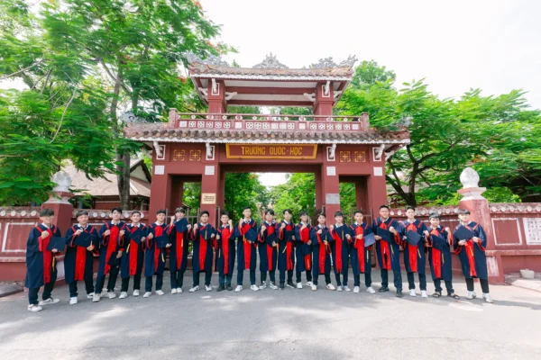 ky yeu quoc hoc hue 8