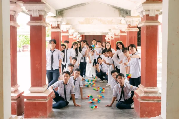 ky yeu quoc hoc hue 80